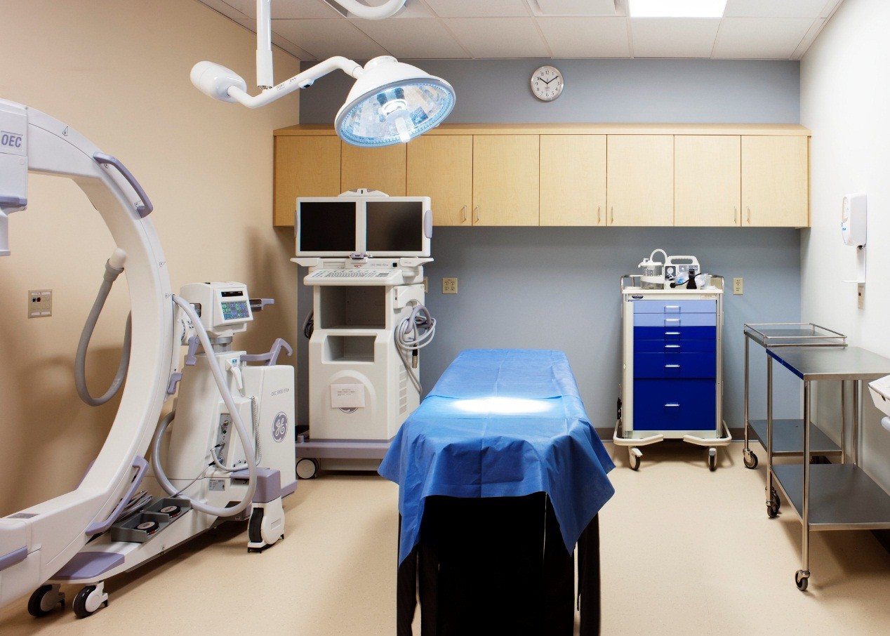 手術室凈化工程公司哪里有？怎么找一家合適的施工公司？